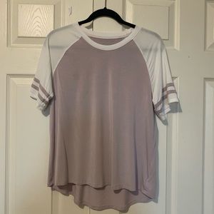 🌼 2 for $15- American eagle baseball tee